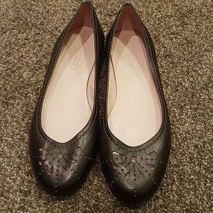 Talbots size 8 leather flats